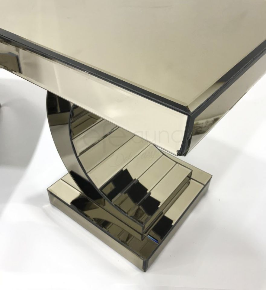 C AYAKLI BRONZ AYNA YAN SEHPA