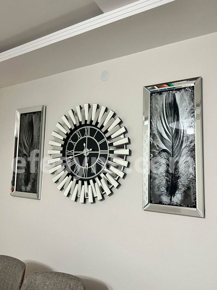 PİYANO X- 3'LÜ GÜMÜŞ AYNA DUVAR SAATİ & TABLO BÜYÜK(Duvar saati:83cm,Tabloların herbiri 40x90cm)