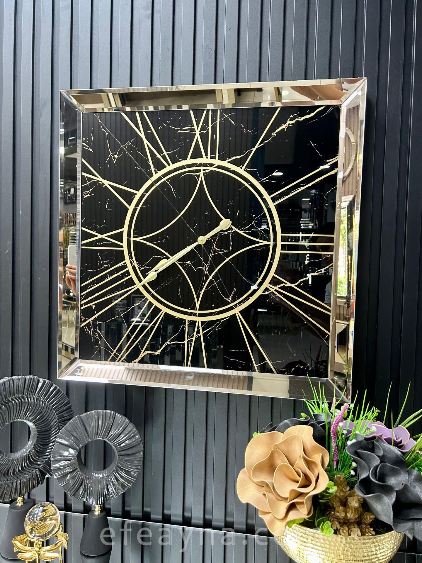 MERMER- BRONZ AYNA DUVAR SAATİ 70x70CM